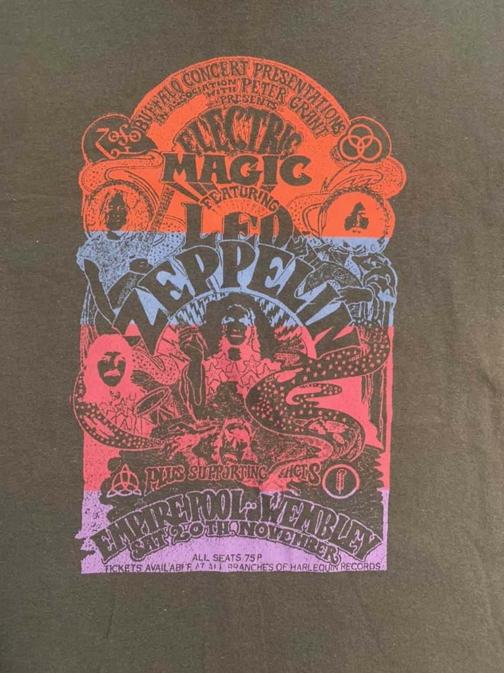 Band Tees × Led Zeppelin Led Zeppelin Empire Pool Wem… - Gem