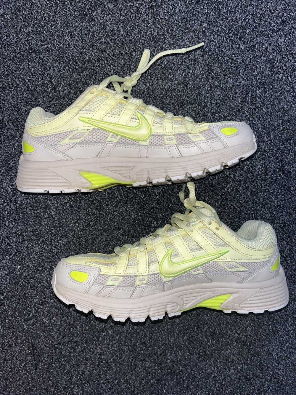 bill bowerman waffle shoes