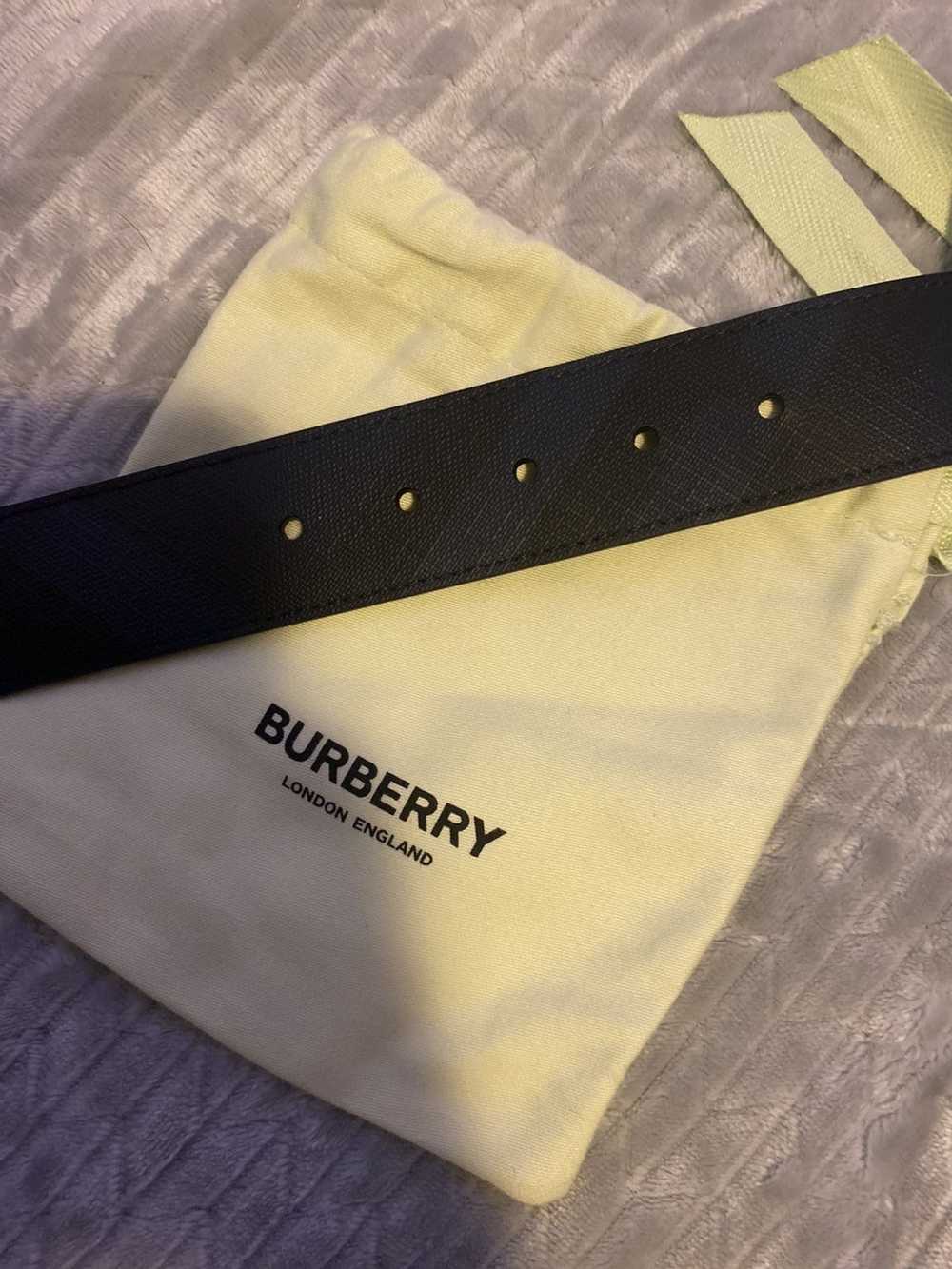Burberry Burberry belt check and leather belt Nav… - image 4