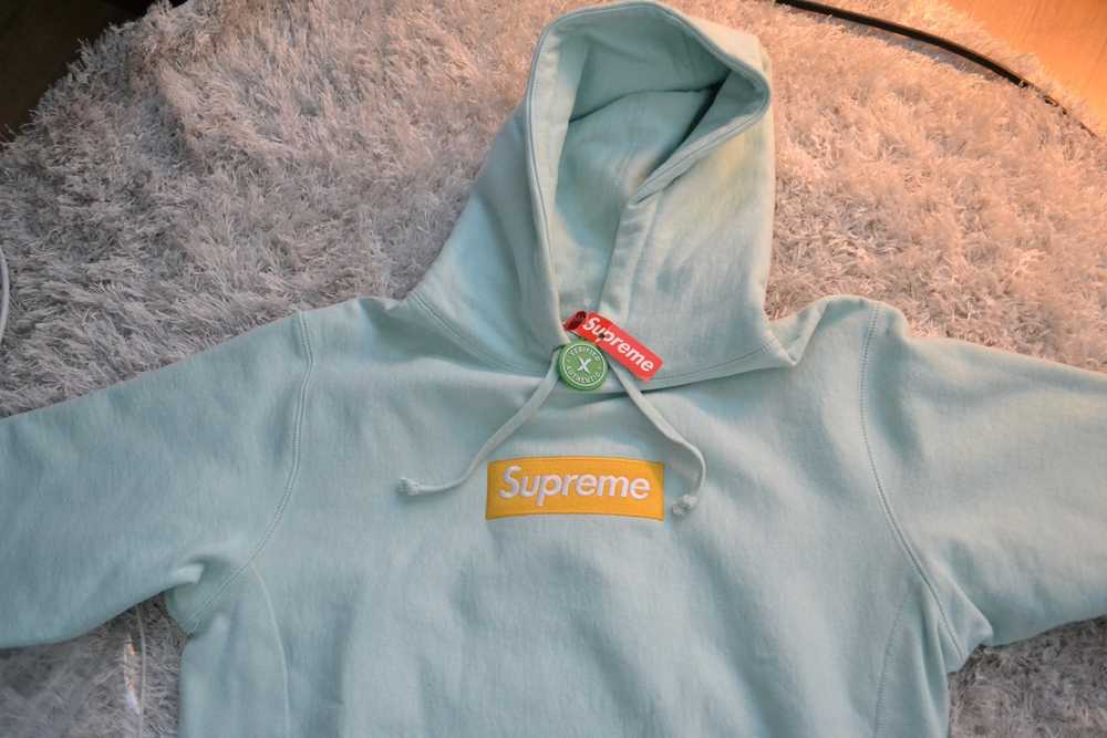 Supreme Supreme Box Logo Hooded Sweatshirt (FW17)… - image 3
