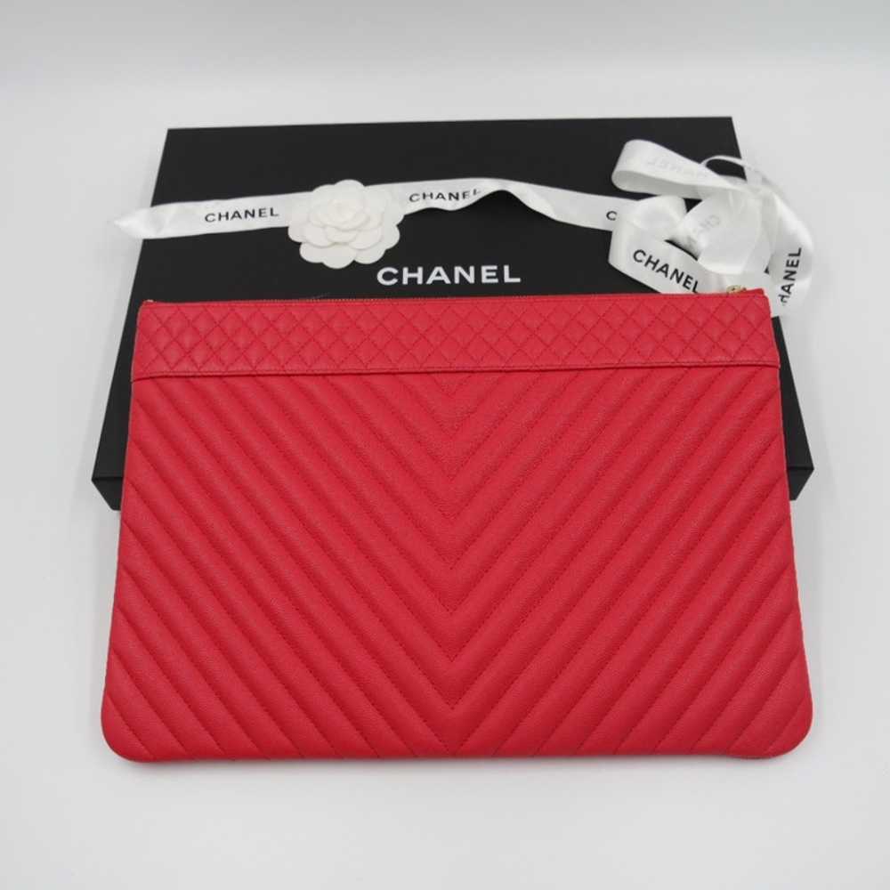 Chanel Clutch Bag Leather in Red - image 3