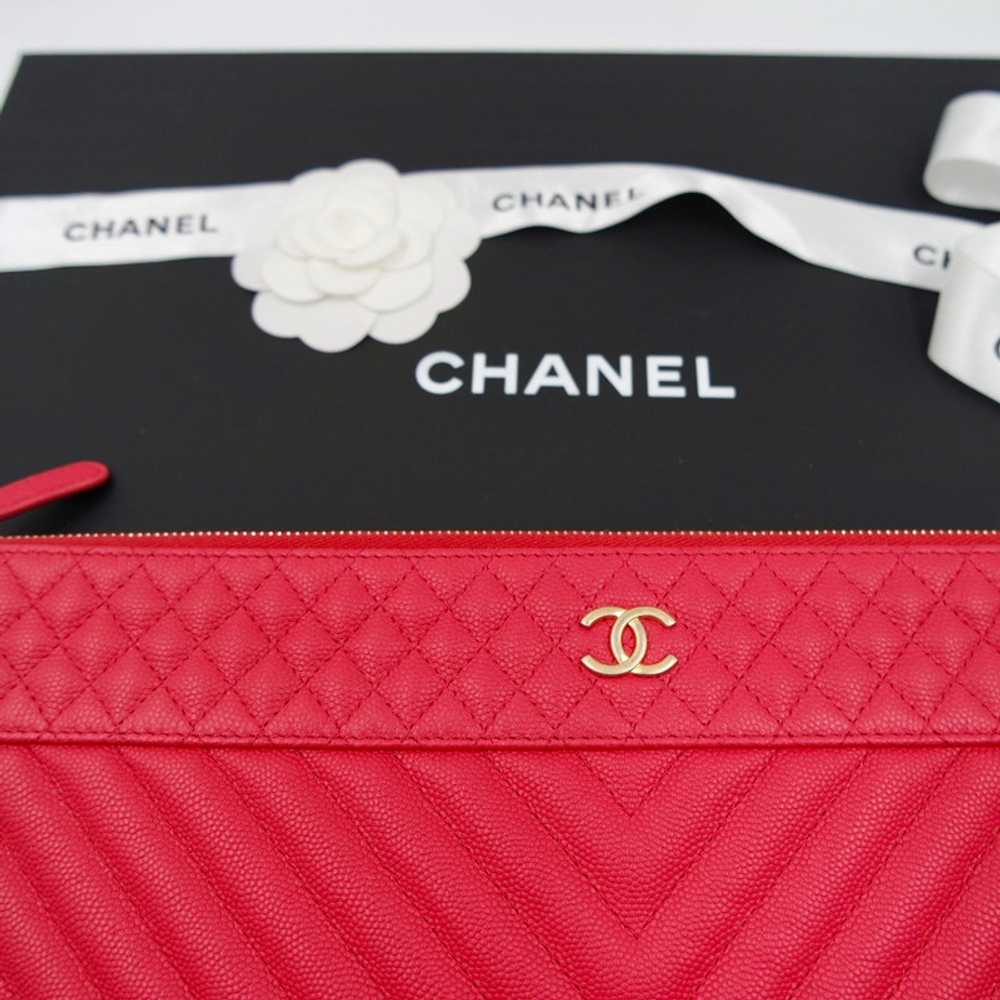 Chanel Clutch Bag Leather in Red - image 4