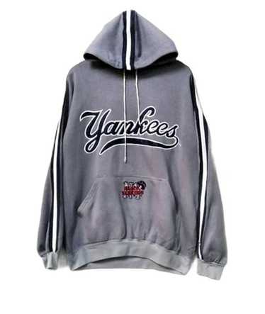 Champion × MLB × Yankees Vintage Yankees Champion… - image 1