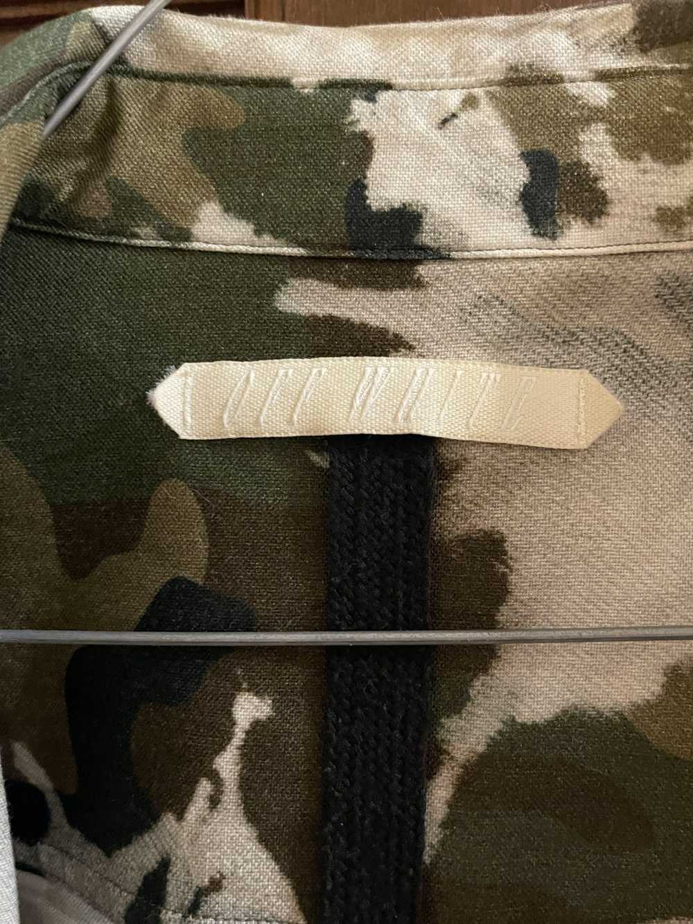 Off-White Camo Badge Field Jacket - image 2