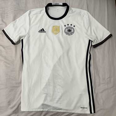 2014 GERMANY FIFA WORLD CUP CHAMPIONS ADIDAS JERSEY MEN'S SIZE 2XL BRAND NEW