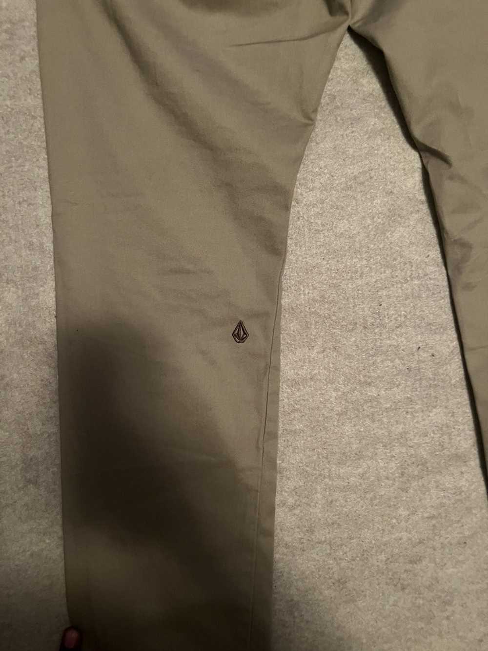 Volcom 33x31 Khaki Volcom Modern Straight Chino - image 4