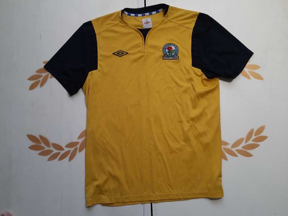 Soccer Jersey × Umbro Umbro Blackburn Rovers 15 N… - image 1