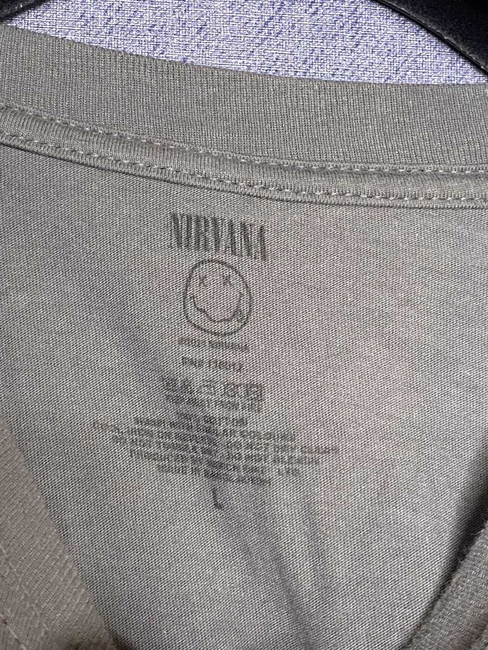 Nirvana Nirvana smile t shirt L - image 2