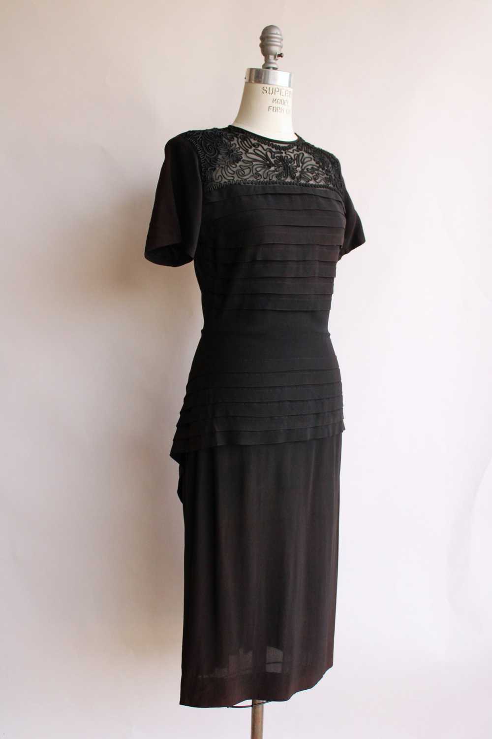 Vintage 1940s Dress with Soutache Trim - image 4