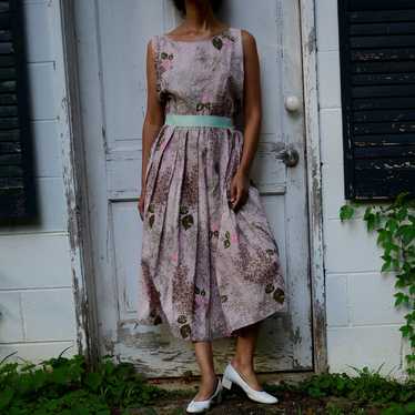 1950s cotton pink floral print pleated fit and fl… - image 1