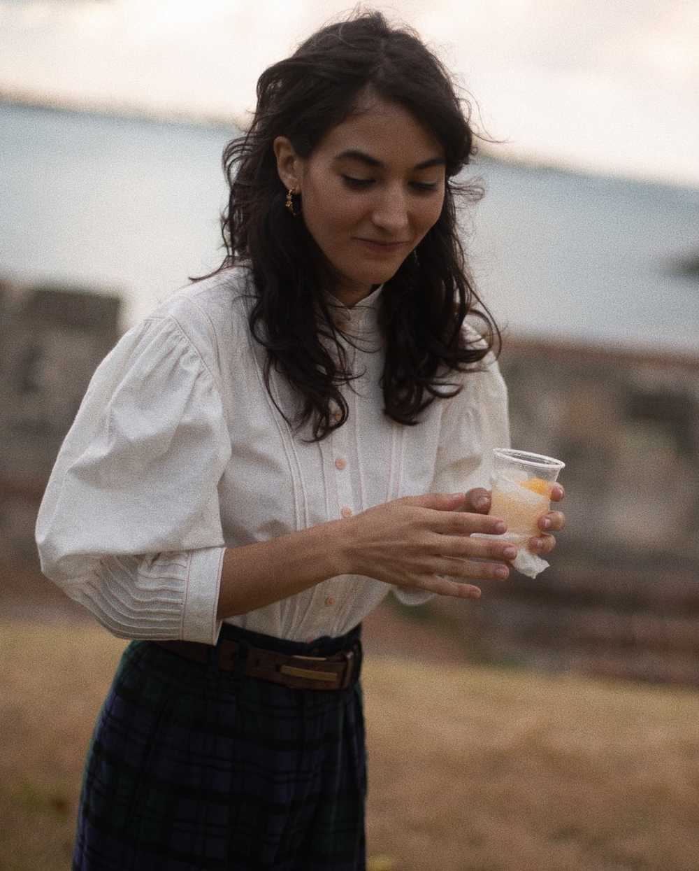 Alexandra blouse in antique cotton linen - image 6