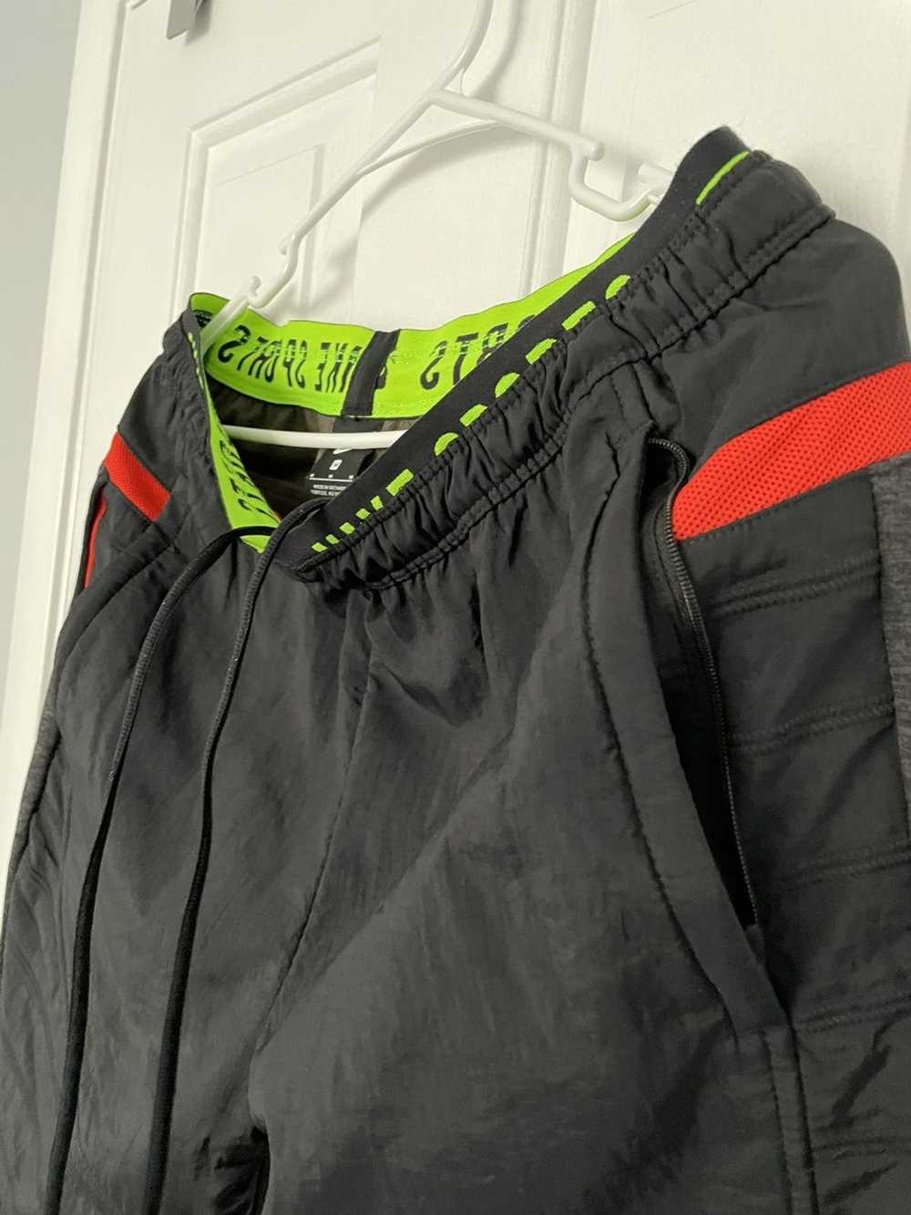 Nike Nike jogger pants - image 2