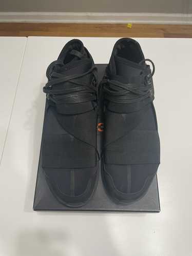 Y3 qasa high on on sale feet