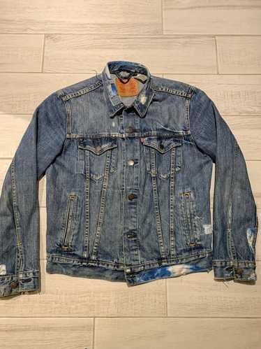 Levi's Limited Edition / Distressed Patches
