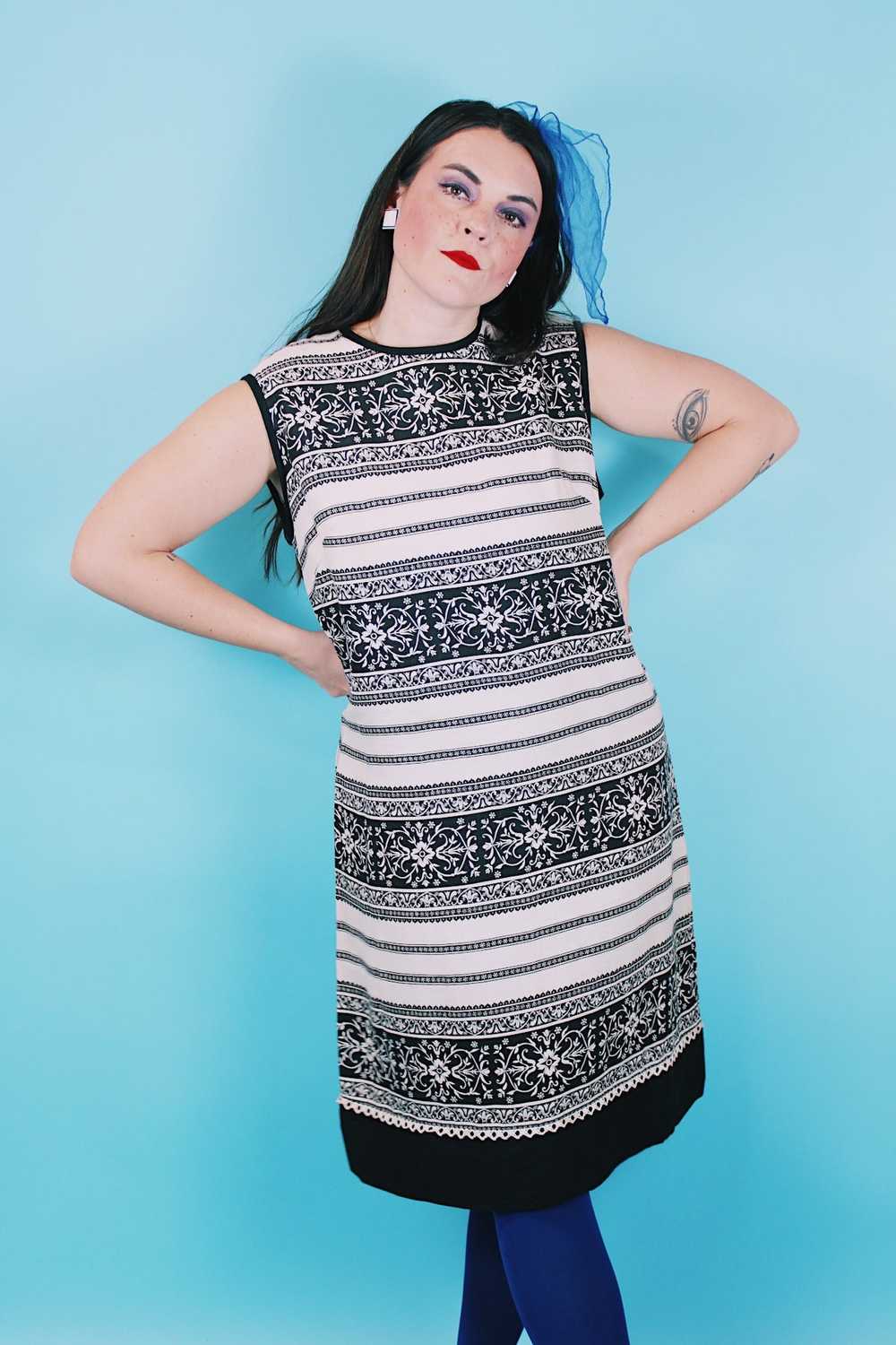 Printed Linen Shift Dress - image 2