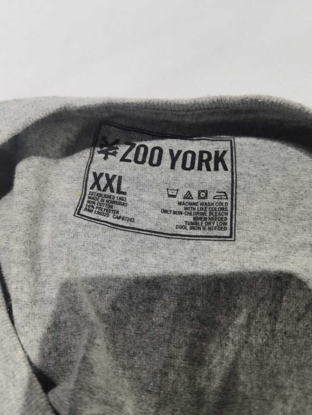 Streetwear × Zoo York Zoo York Unbreakable T shirt - image 3