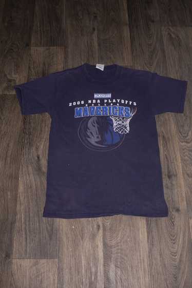 NBA Store '47 Dallas Mavericks-Womens Navy 2 Sided Graphics T-Shirt  NWT- Large