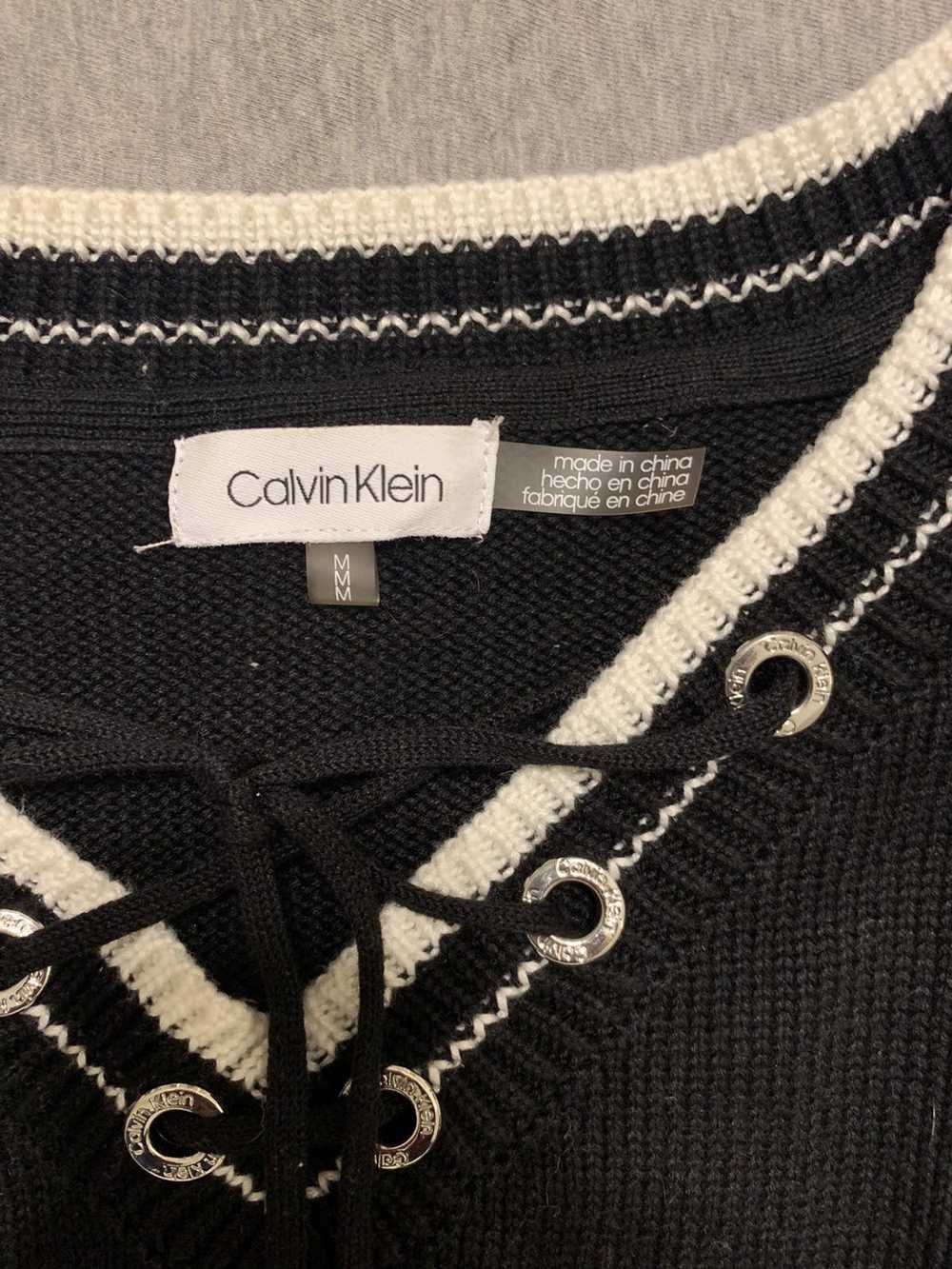 Calvin Klein × Vintage Calvin Klein V-neck knit s… - image 3