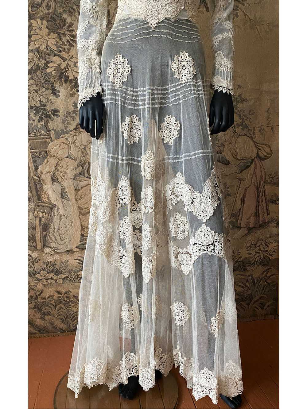 Antique Edwardian Circa 1912 Lace & Net Gown - image 11