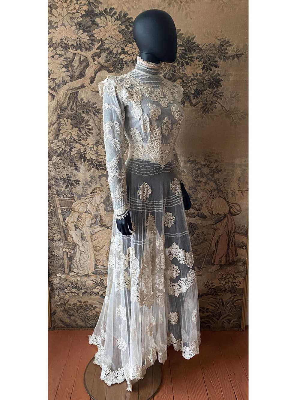 Antique Edwardian Circa 1912 Lace & Net Gown - image 4