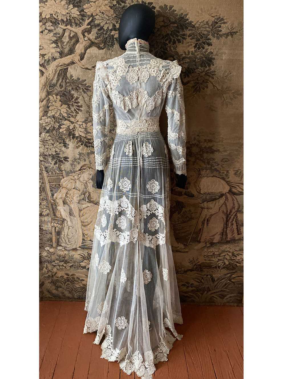 Antique Edwardian Circa 1912 Lace & Net Gown - image 6