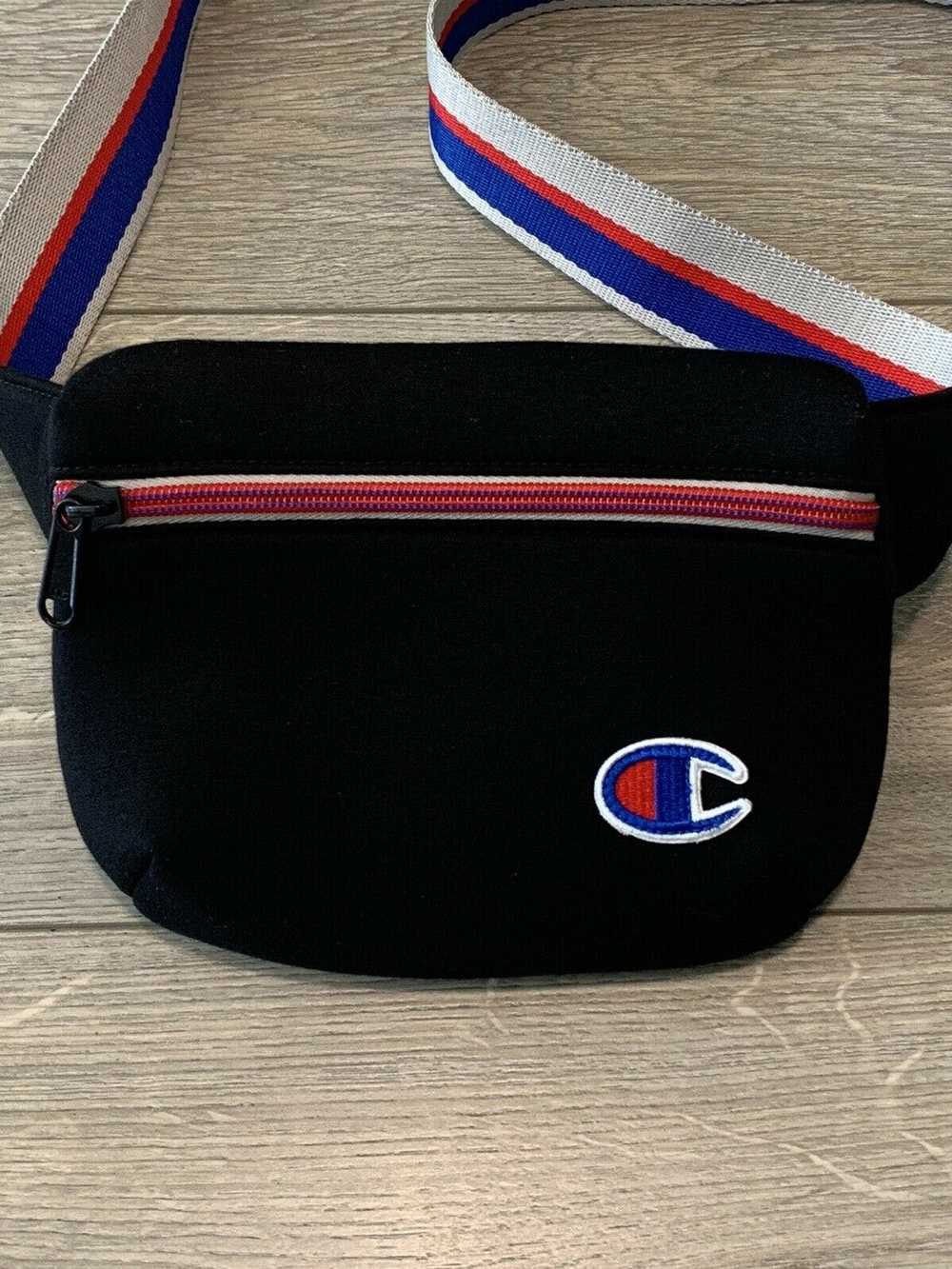 Champion Champion Attribute Fanny Pack Waist Shou… - image 3