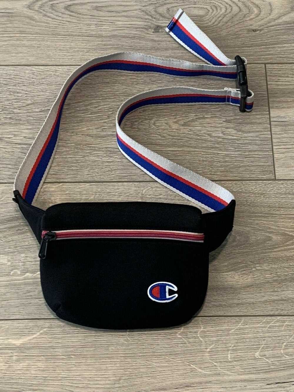 Champion Champion Attribute Fanny Pack Waist Shou… - image 6