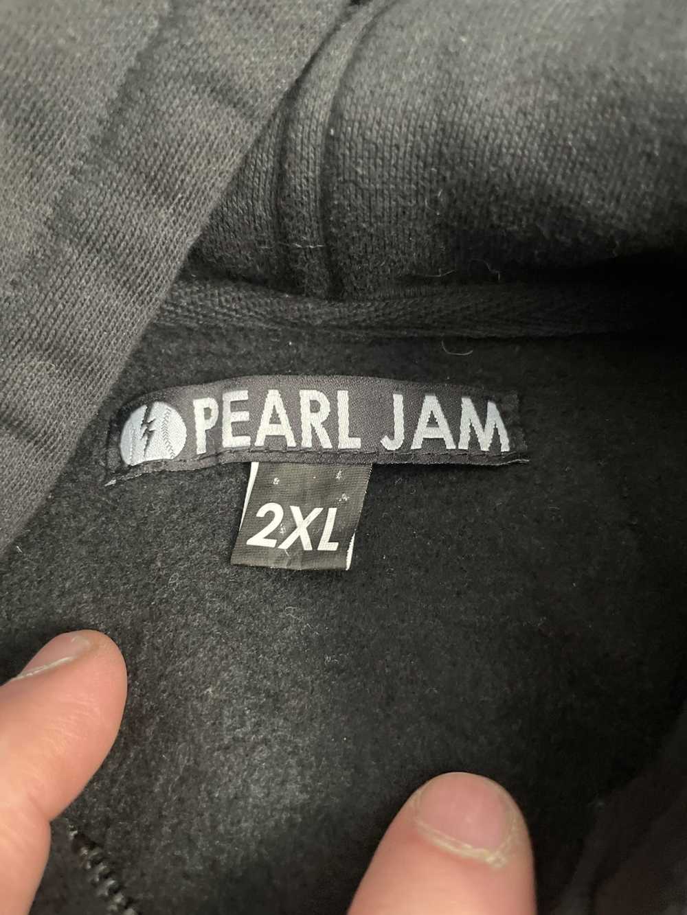 Vintage Pearl Jam Tour Hoodie Zip Jacket Wrigley … - image 5