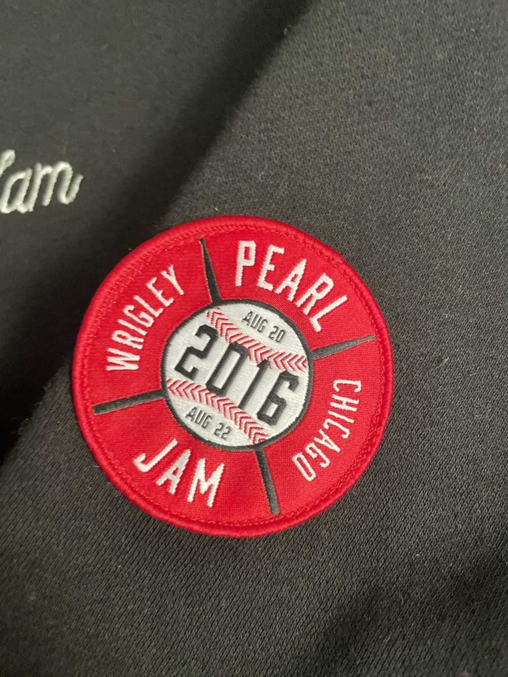 Vintage Pearl Jam Tour Hoodie Zip Jacket Wrigley … - image 7