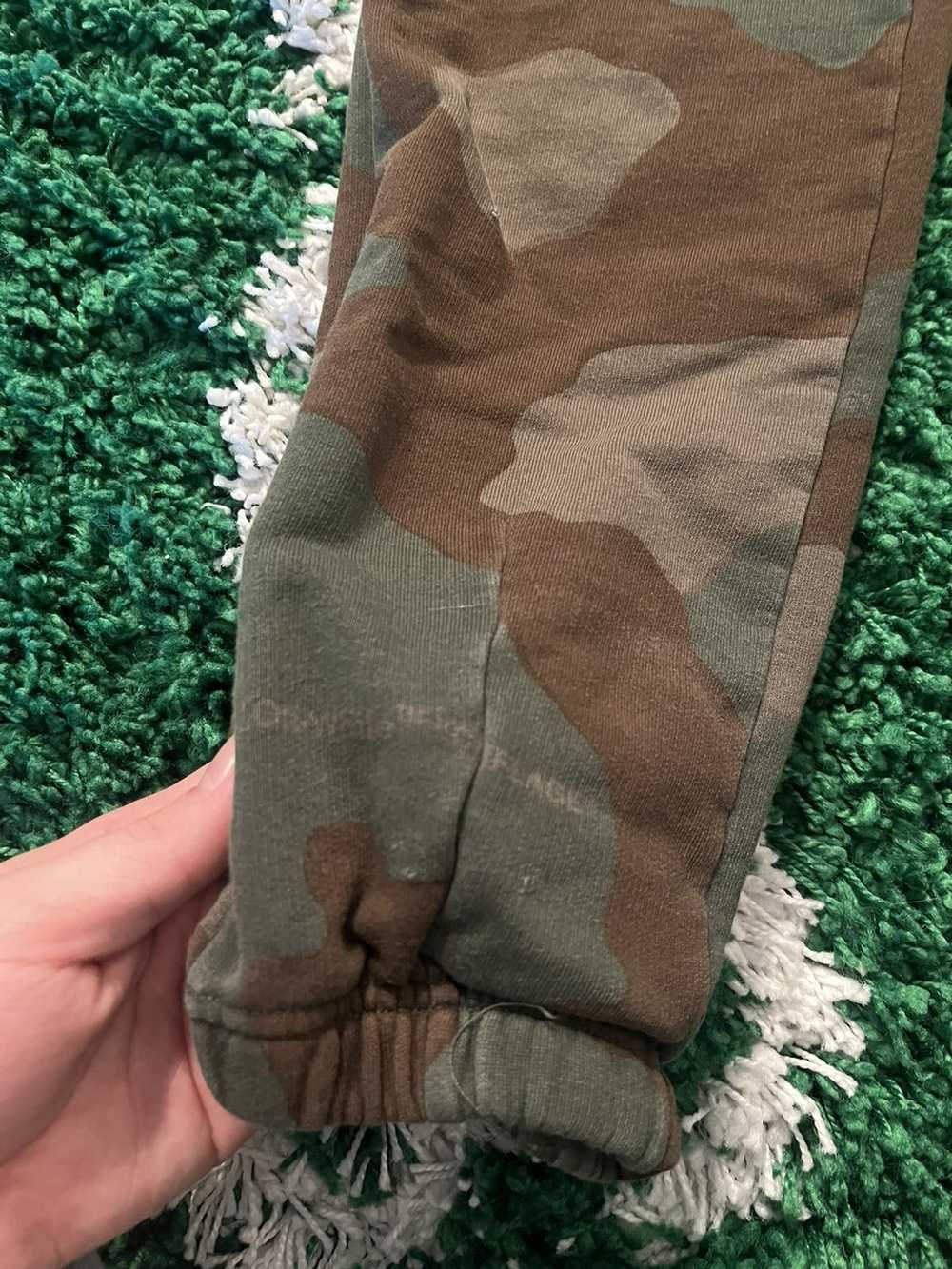 Off-White Off white Army camo 2019 sweatpants - image 5