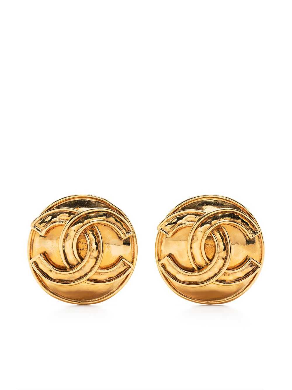 CHANEL Pre-Owned 1994 CC round clip-on earrings -… - image 1