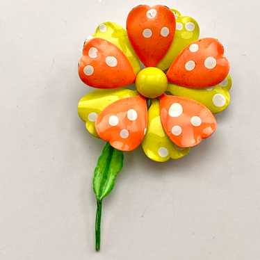 Late 60s/ Early 70s Enamel Flower Brooch - image 1