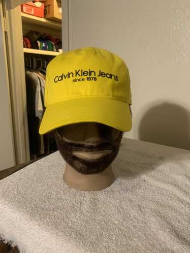 Calvin Klein Vintage Calvin kelvin “yellow” hat 90