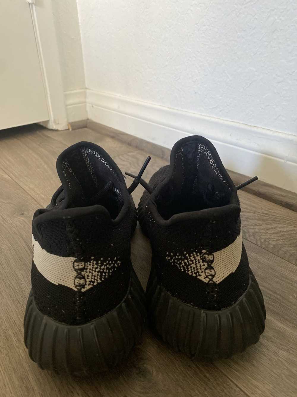 Adidas × Kanye West Yeezy Boost 350 V2 Oreo 2016 - image 4