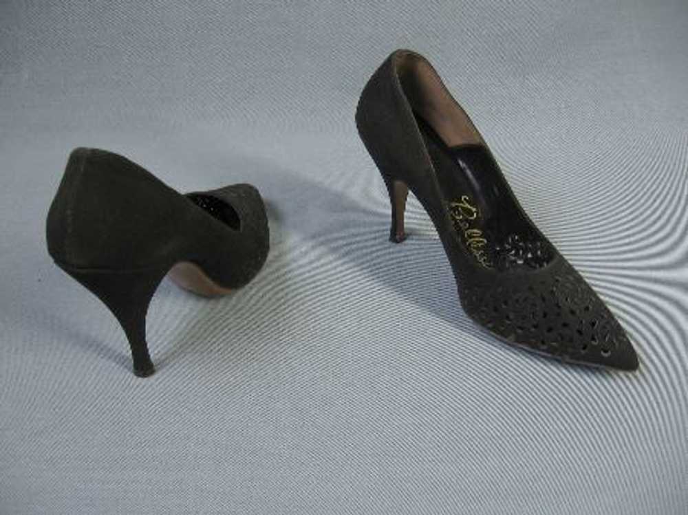 50s 60s Women's Stiletto Heels Vintage Brown Sued… - image 2