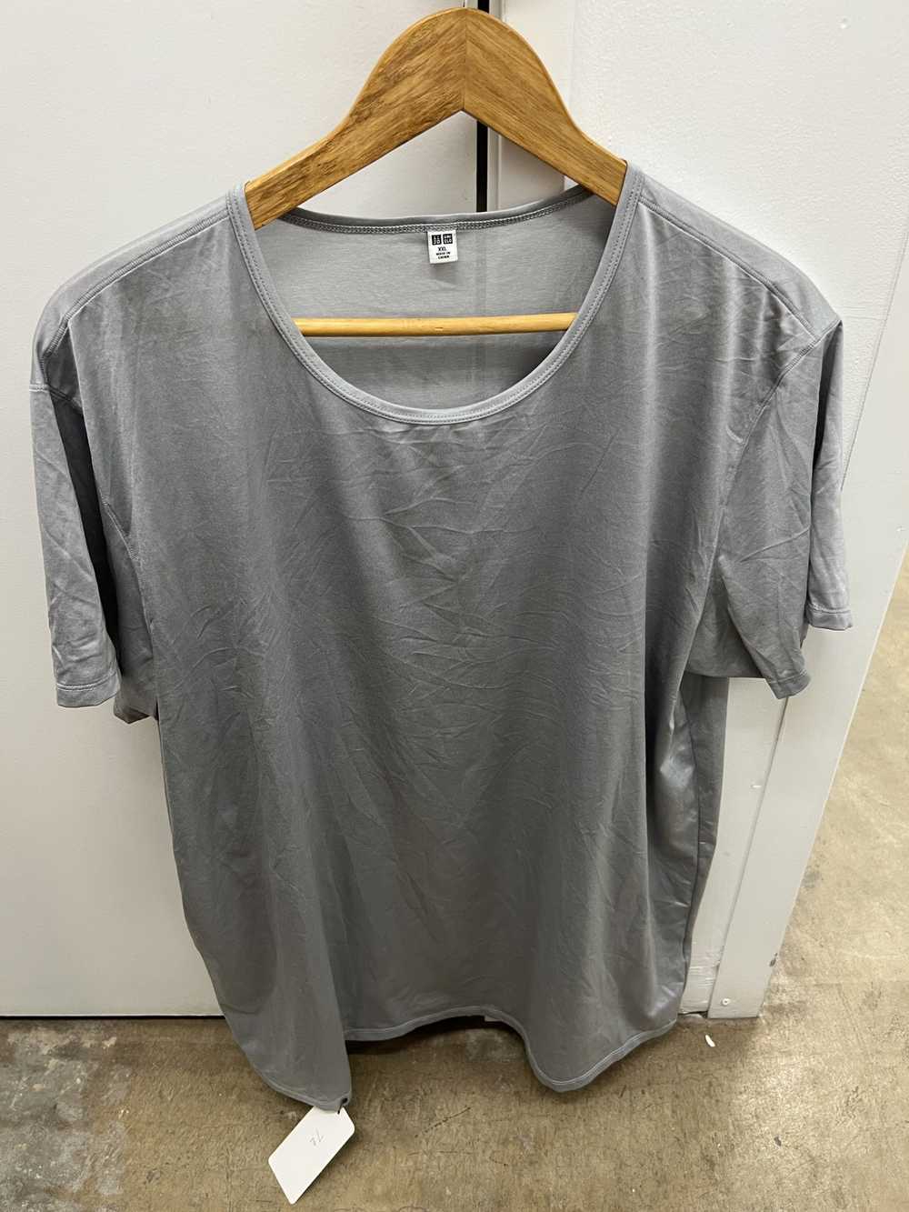 Uniqlo 72 uniqlo ultra sheer AIRISM tee 2016 - image 2