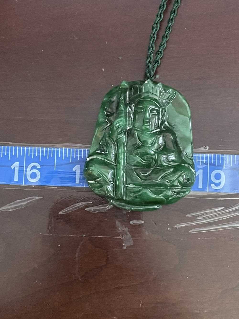 Vintage Vintage Burmese green carved jade Buddha … - image 7