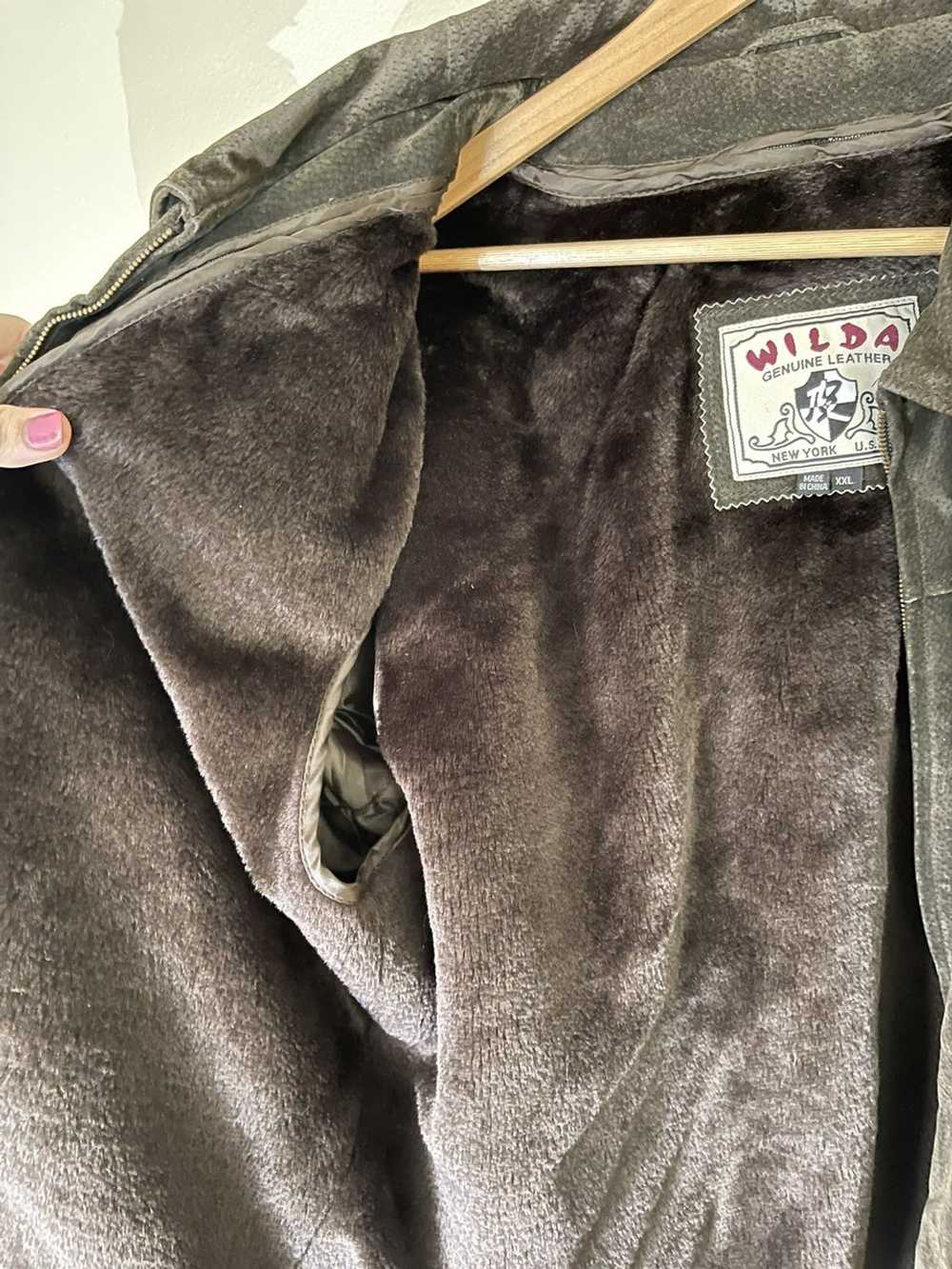 Vintage Wilda Distressed Leather Bomber Jacket - image 3