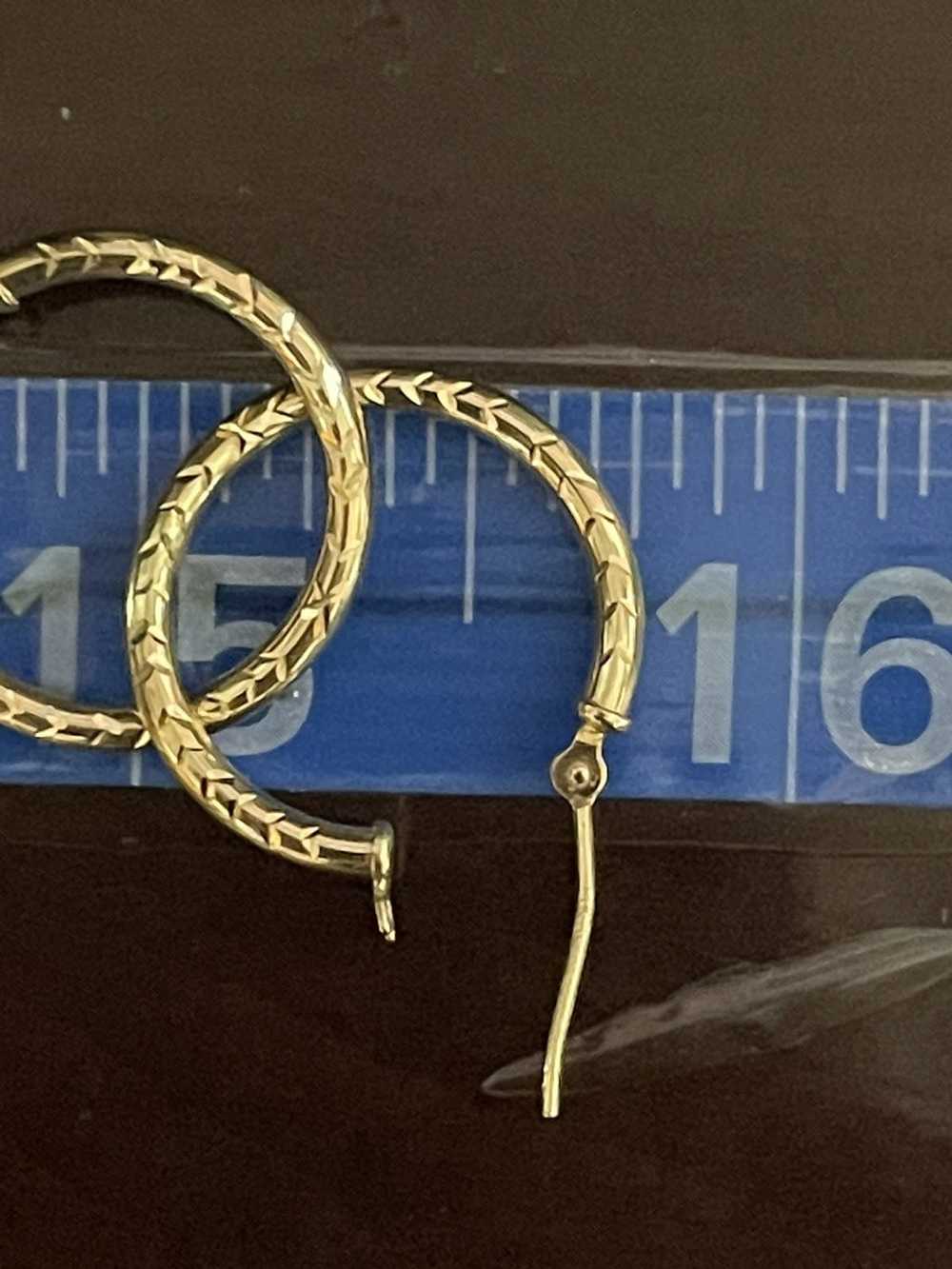 Vintage 14k solid gold hoop earrings - image 8