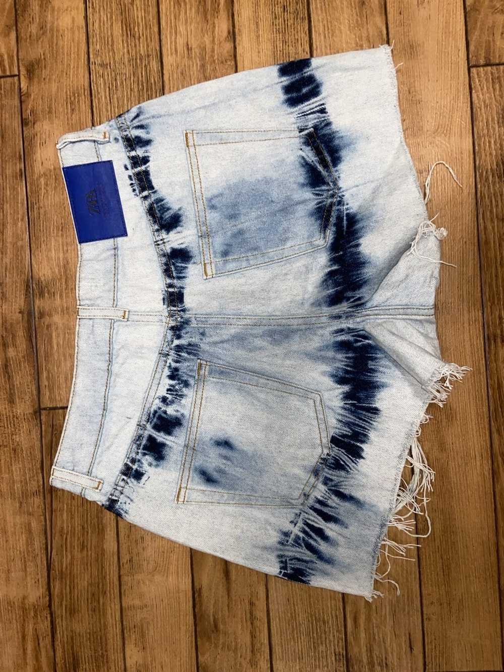 Zara ZARA Distressed Denim Shorts - image 3