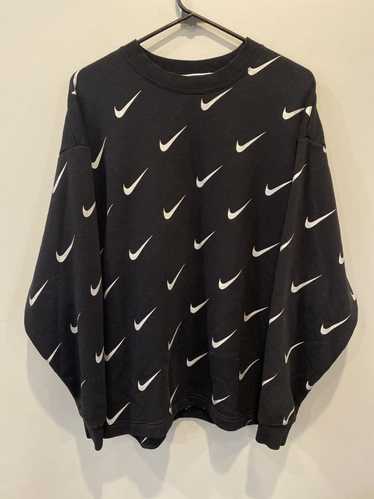 Nike × Sportswear × Streetwear Modern Nike Swoosh 