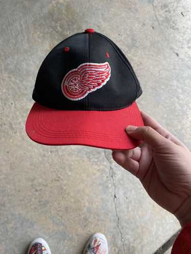 90's Washington Capitals Sports Specialties Laser Dome Black NHL Snapback  Hat – Rare VNTG