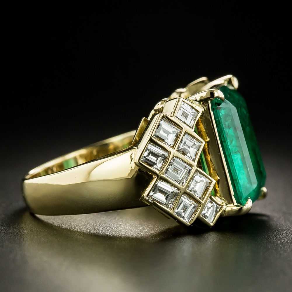 Estate 5.31 Carat Colombian Emerald and Diamond R… - image 2