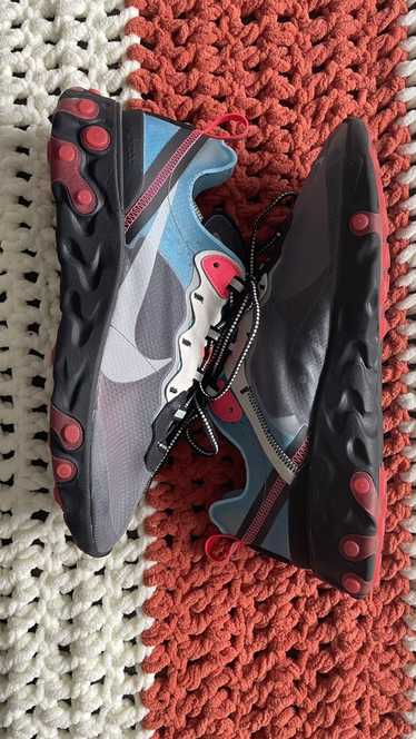 Nike React Element 87 Solar Red 2018