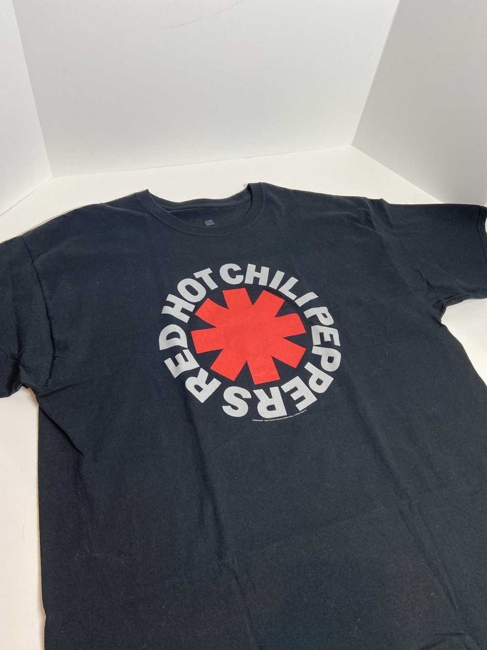 Band Tees × Vintage 2006 Red Hot Chili Peppers St… - image 1