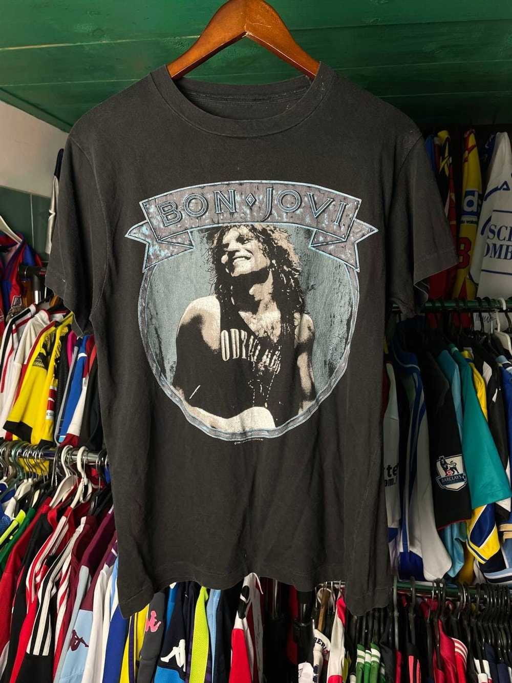 Bon Jovi × Rock T Shirt × Vintage T-shirts Bon Jo… - image 1