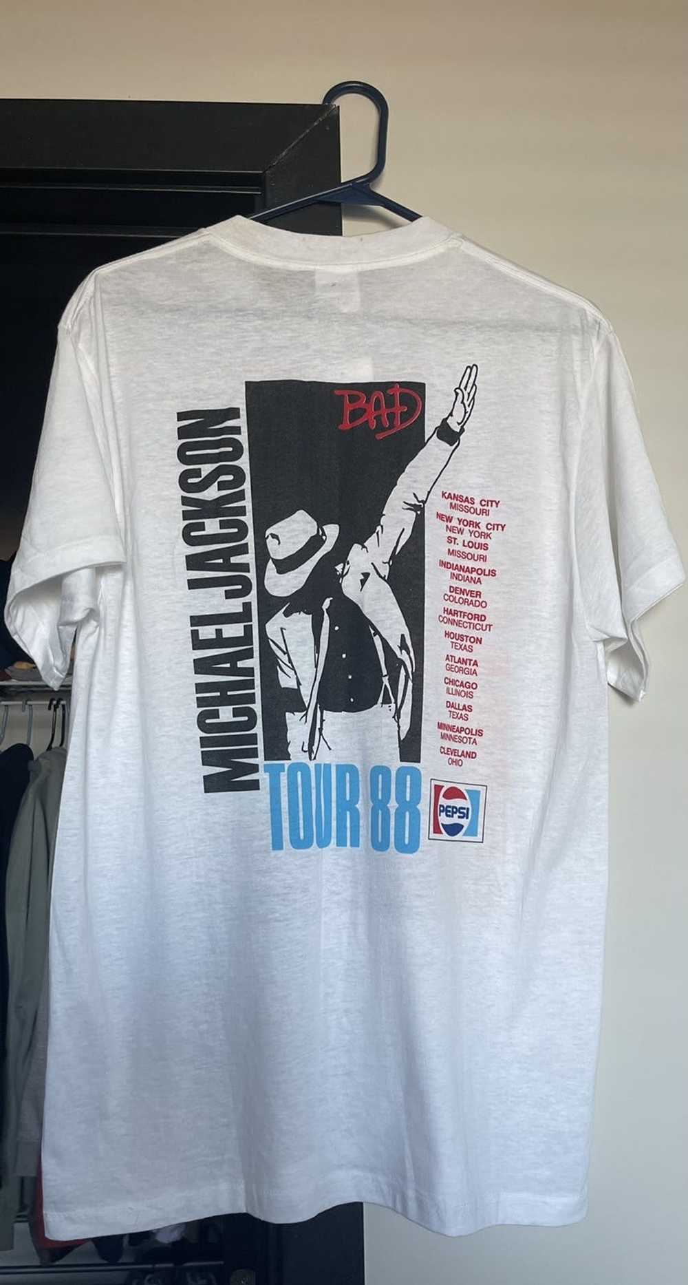 Vintage Vintage Michael Jackson Bad Tour ‘88 T-Sh… - image 3