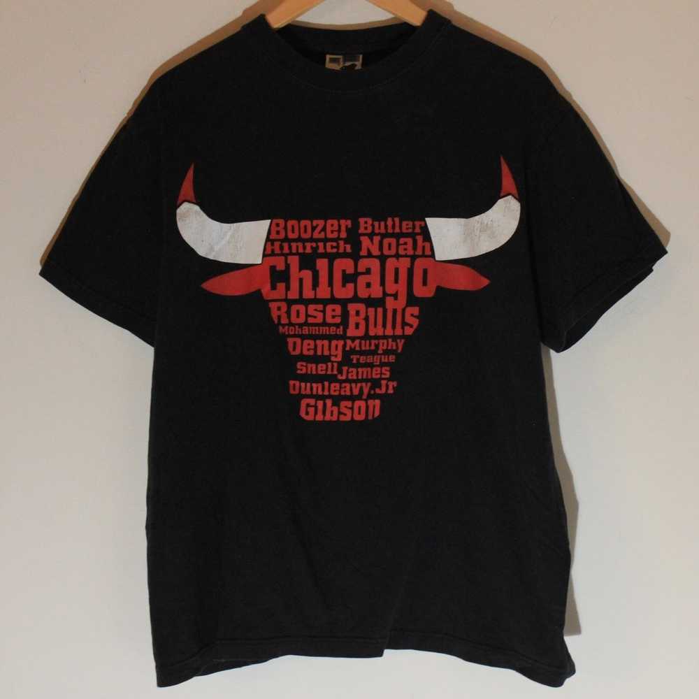 Sportswear × Vintage Vintage Chicago Bulls T-shirt - image 1