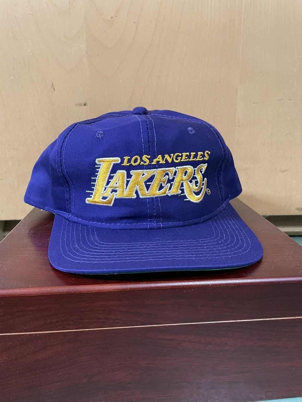 Vintage 1990's White Los Angeles Lakers Sports Specialties 'Script' Tw