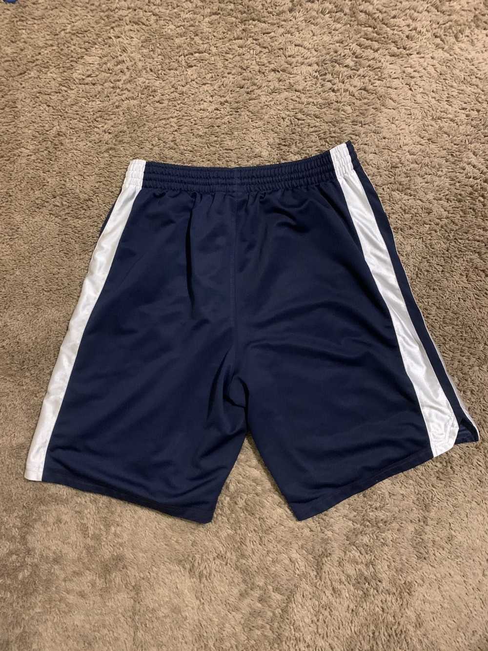 Nike Vintage nike basketball shorts 90s size large - image 6